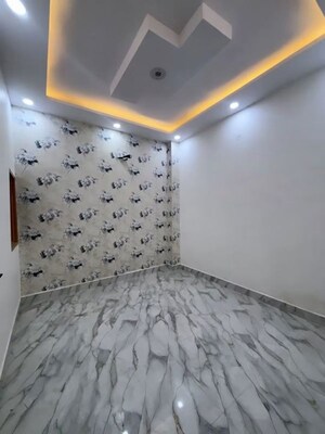 Bedroom in 1 BHK Builder Floor at Uttam Nagar – for Sale