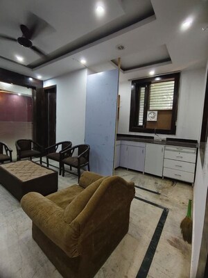 Living Room in 4 BHK Villa at Unitech Arcadia, South City 2 – for Rent
