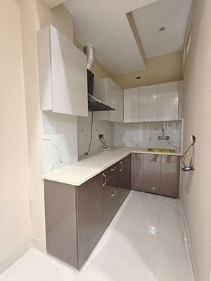 Kitchen in 1 BHK Builder Floor at Sector 38 – for Rent
