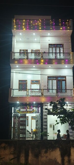2 BHK Independent House – Exterior View View at Kalindi Vihar - for Rent
