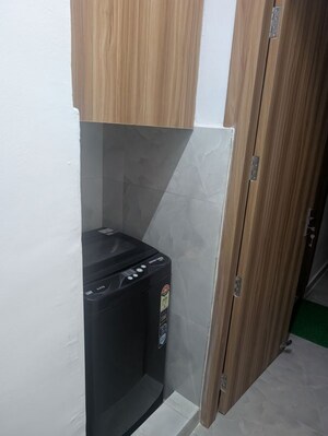 Bathroom in 2 BHK Apartment at Jaypee Greens Kosmos, Sector 134 – for Rent