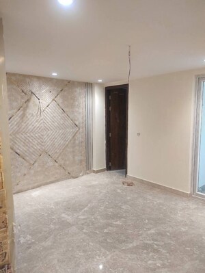 Room in 4 BHK Builder Floor at Vasant Vihar – for Rent