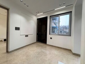 Room in 4 BHK Apartment at Palm Residency Chhatarpur, Chattarpur – for Rent