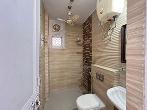 Bathroom in 2.5 BHK Apartment at Sector 12 Dwarka – for Rent