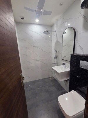 Bathroom in 1 BHK Apartment at Palm Residency Chhatarpur, Chattarpur – for Rent