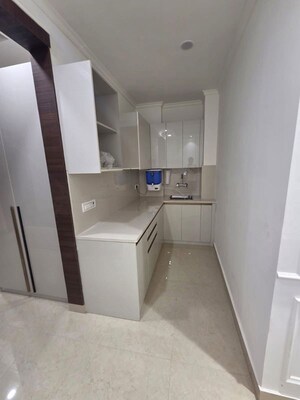 Bathroom in 1 BHK Apartment at Palm Residency Chhatarpur, Chattarpur – for Rent