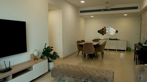 Team Area in 3 BHK Apartment at Kalpataru Mugnus, Bandra East – for Rent