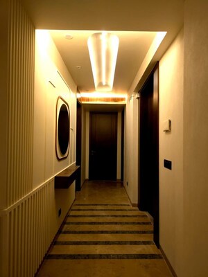 Building Lobby in 3 BHK Builder Floor at Hauz Khas – for Sale
