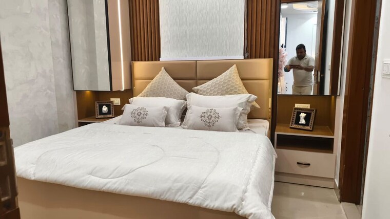 Bedroom, vipin garden 3 Bedroom 110 Sq.Yd. Builder Floor In Vipin Garden Delhi 10703249