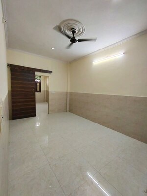 1 BHK Independent House For Rent in Sarita Vihar