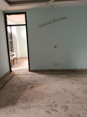 Room in  Warehouse at Neb Sarai – for Rent