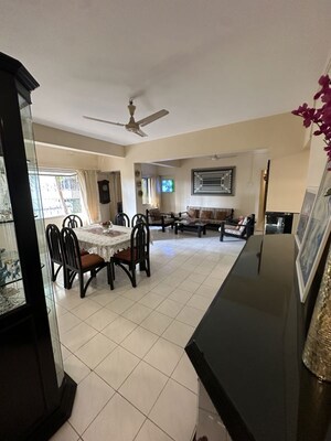 Living Room in 3 BHK Apartment at Nestle Apartment, Andheri West – for Sale