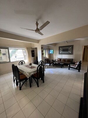Living Room in 3 BHK Apartment at Nestle Apartment, Andheri West – for Sale