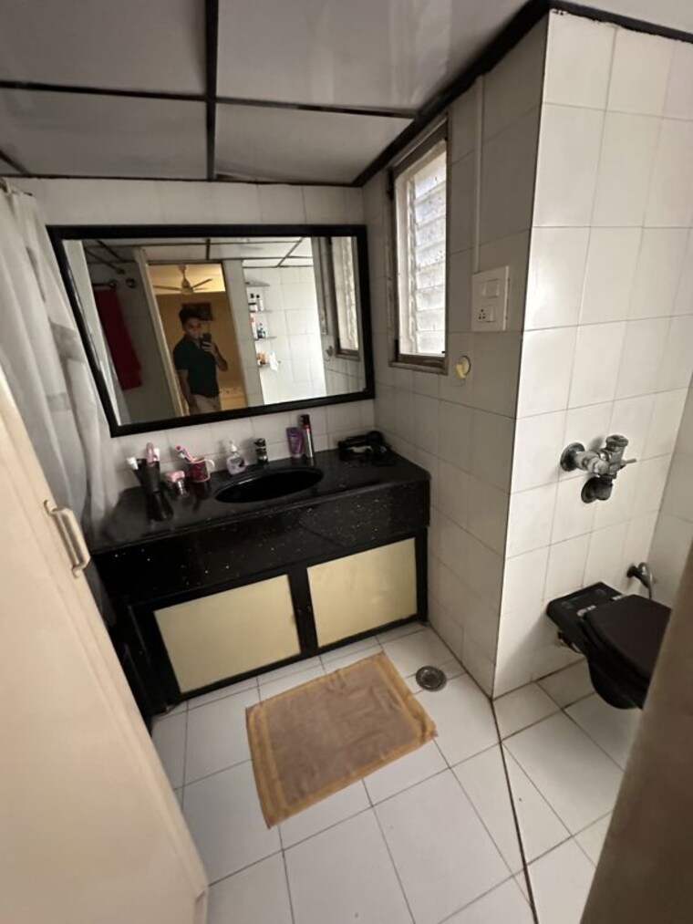 Attached Bathroom, nestle-apartment 3 Bedroom 1400 Sq.Ft. Apartment In Andheri West Mumbai 10703256