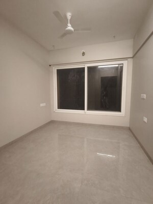 Room in 1 BHK Apartment at Pratham 5TH Element, Andheri West – for Rent