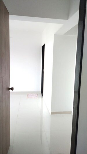Room in 1 BHK Apartment at Alag Olive, Pant Nagar – for Rent