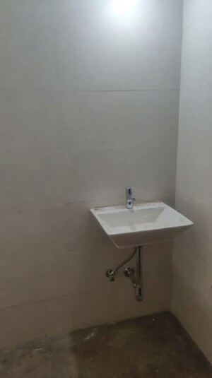 Bathroom in 1 BHK Apartment at Kurla West – for Rent