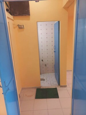 Attached Bathroom in 1 BHK Apartment at Kurla West – for Rent