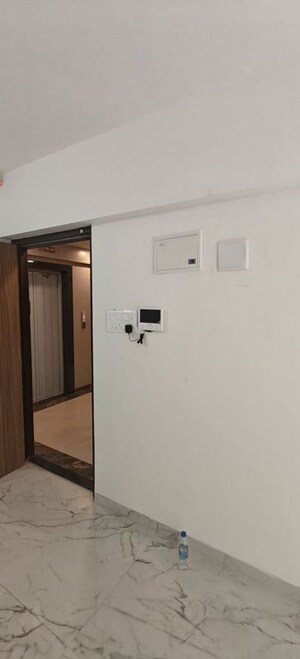 Room in 1 BHK Apartment at The Baya Central, Lower Parel – for Rent