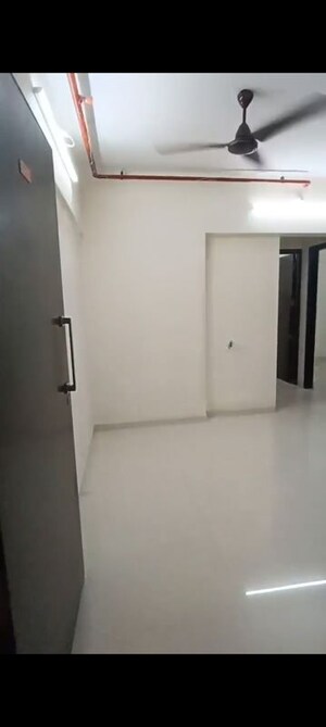 Room in 1 BHK Apartment at Ghatkopar West – for Rent