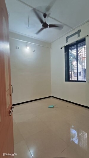 Room in 1 BHK Apartment at Adarsh Nagar Society, Worli – for Rent