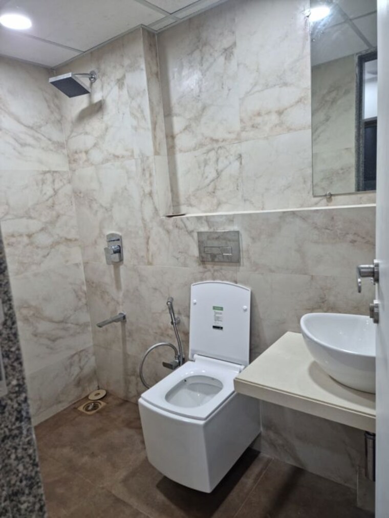 Bathroom, kanakia-silicon-valley 2 Bedroom 669 Sq.Ft. Apartment In Powai Mumbai 10703322