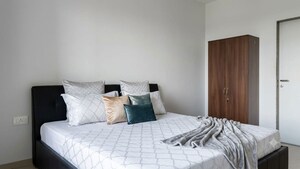 Bedroom in 2 BHK Apartment at Kanakia Silicon Valley, Powai – for Rent