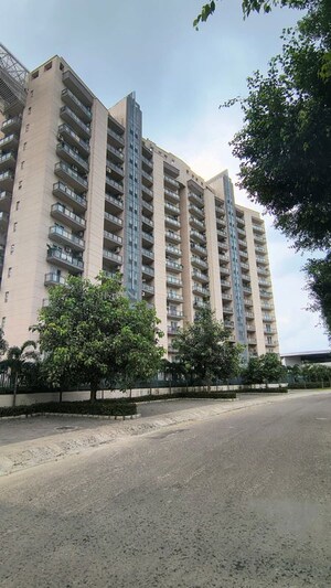 3 BHK Apartment For Rent in Shalimar Oneworld Vista, Gomti Nagar