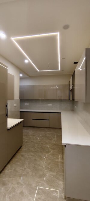 Kitchen in 3 BHK Builder Floor at BPTP Park Central, Sector 85 – for Sale