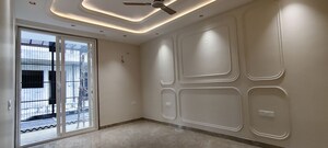 Building Lobby in 3 BHK Builder Floor at BPTP Park Central, Sector 85 – for Sale