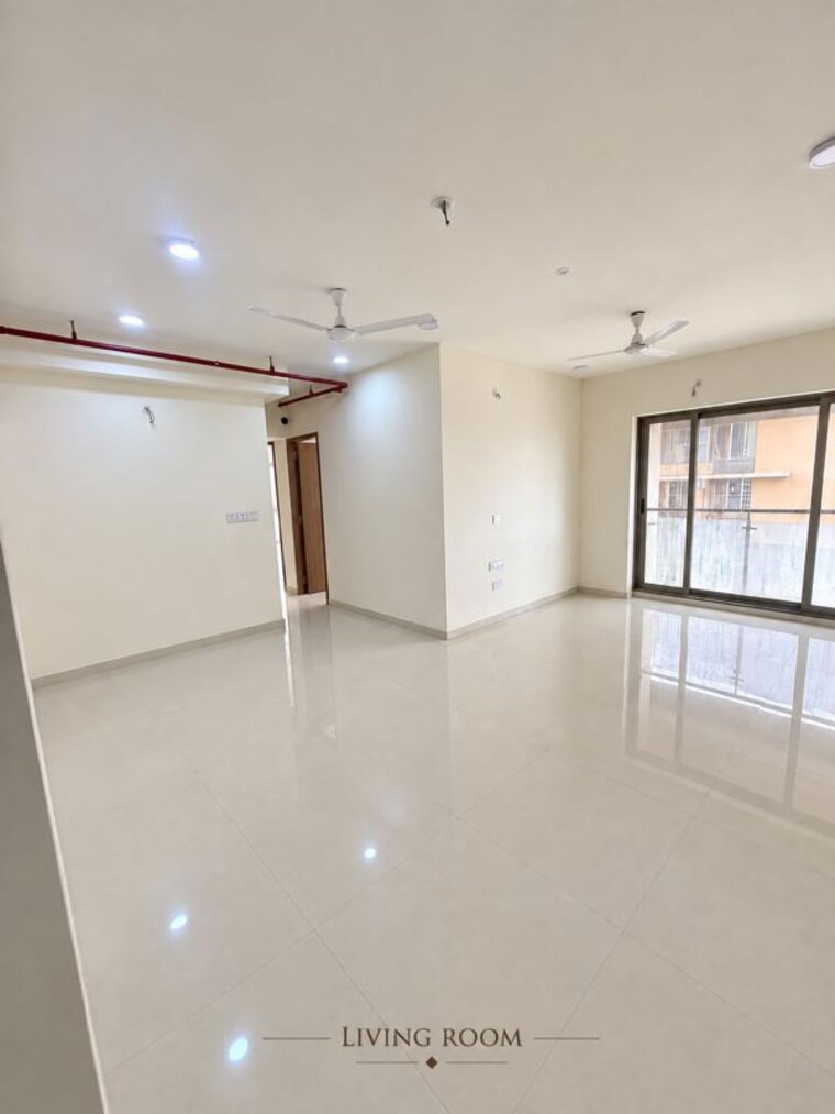 Room, malad west 3 Bedroom 1000 Sq.Ft. Apartment In Malad West Mumbai 10703366