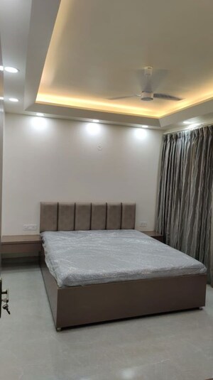 Bedroom in 3 BHK Builder Floor at South City 2 – for Rent