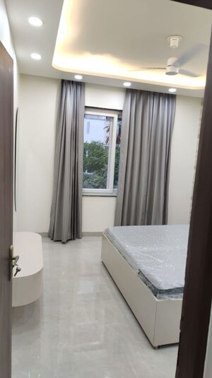 Balcony in 3 BHK Builder Floor at South City 2 – for Rent