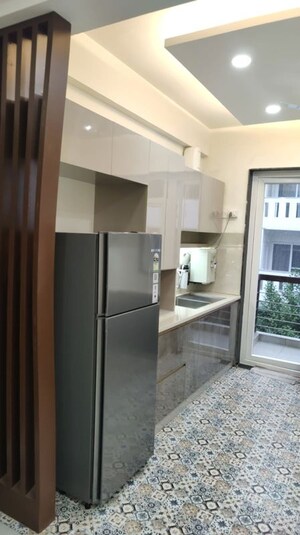 Building Lobby in 3 BHK Builder Floor at South City 2 – for Rent