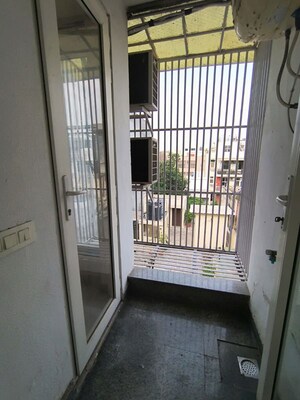 Balcony in 3 BHK Builder Floor at Chittaranjan Park – for Rent