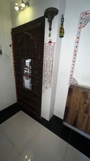 Room in 2 BHK Apartment at Sunshine Willows, Ghansoli – for Rent