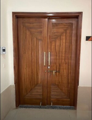  4 BHK Apartment at Arjunganj – for Sale