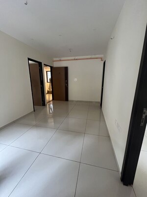 2 BHK Apartment For Sale in Chandak 34 Park Estate, Goregaon West