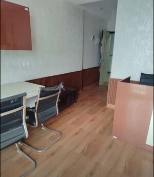  Office Space For Rent in Hazratganj