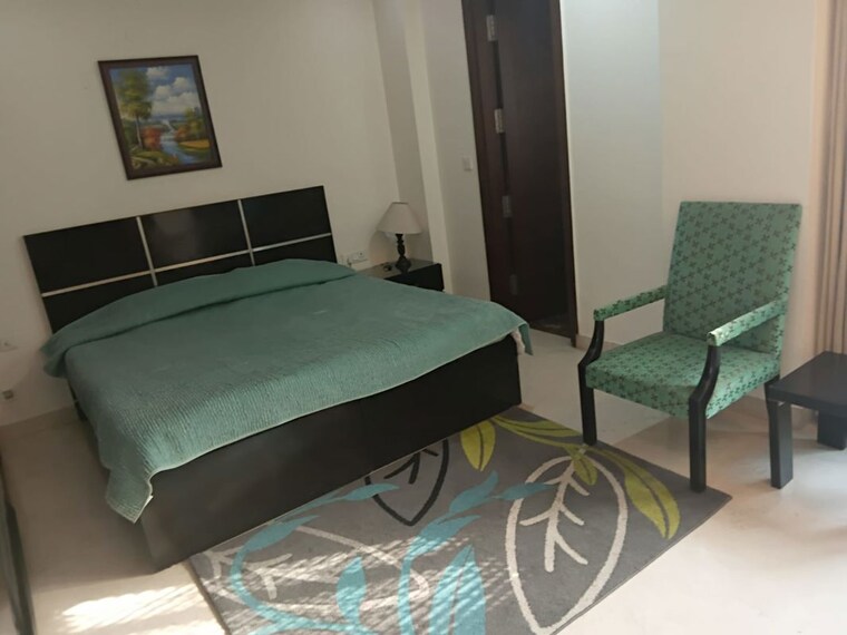 Bedroom, defence colony 3 Bedroom 1600 Sq.Ft. Builder Floor In Defence Colony Delhi 10703415