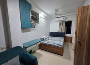 Bedroom in 1 BHK Apartment at Versova – for Rent