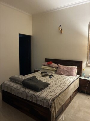 Furnished Amenities in  Plot at Sector 70 – for Sale