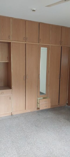 Room in 3 BHK Apartment at Jayanagar – for Sale