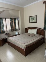 450 Sq.Mt. Plot in Sector 105