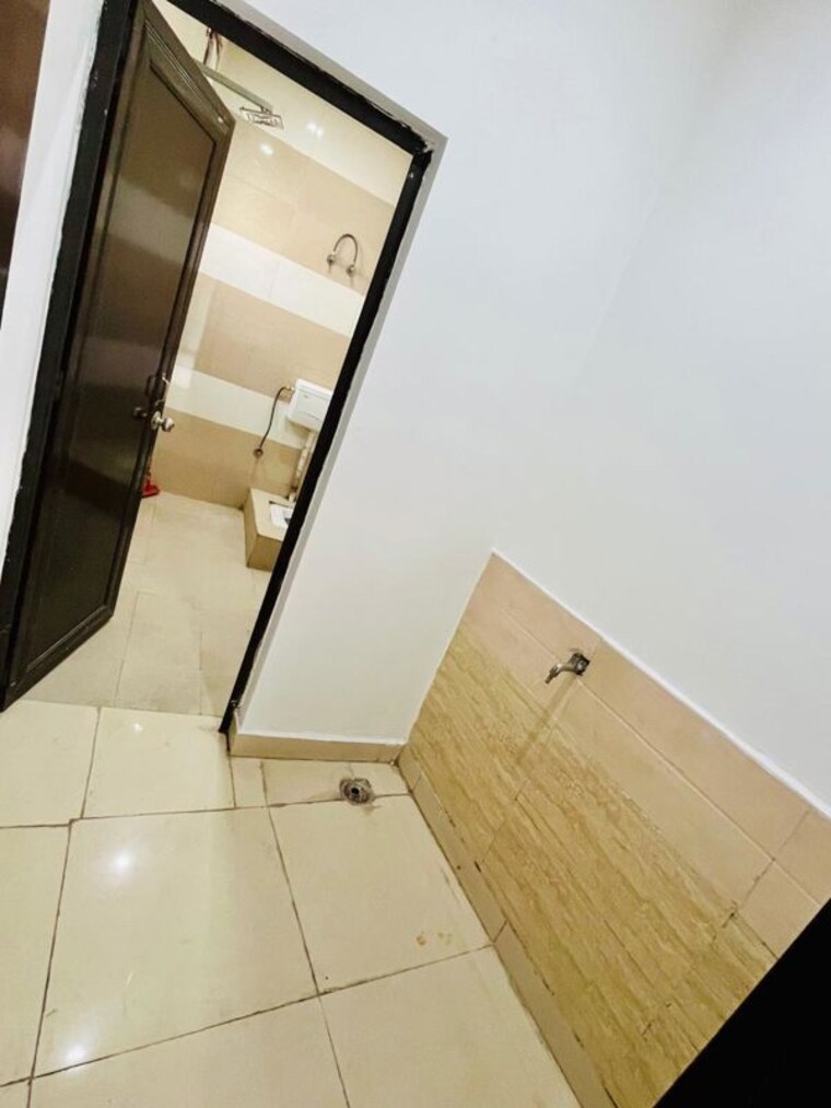 undefined, sector 33 3 Bedroom 2000 Sq.Ft. Builder Floor In Sector 33 Gurgaon 10703468