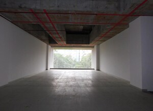 Room in  Showroom at Kanke – for Rent