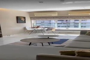 Team Area in 5 BHK Apartment at Sunita Apartment Cuffe Parade, Cuffe Parade – for Sale