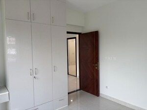Room in 1 BHK Apartment at Prestige Song Of The South, Yelenahalli – for Rent