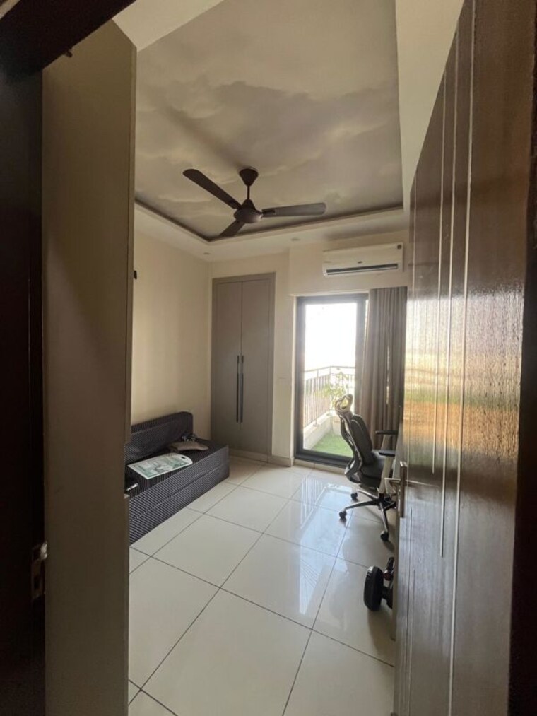Bathroom, jkg-palm-court 3 Bedroom 1520 Sq.Ft. Apartment In Sector 16c Greater Noida Greater Noida 10703549
