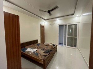 Room in 2 BHK Villa at Pardos Okas Enclave, Sushant Golf City – for Rent